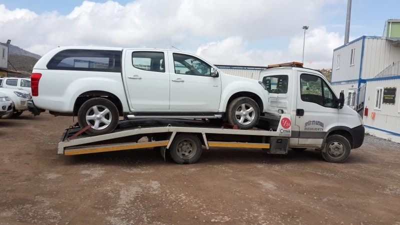 uşak çekici hizmetleri 0506 429 4602